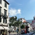 Edificio Charles 102 アパート フンシャル