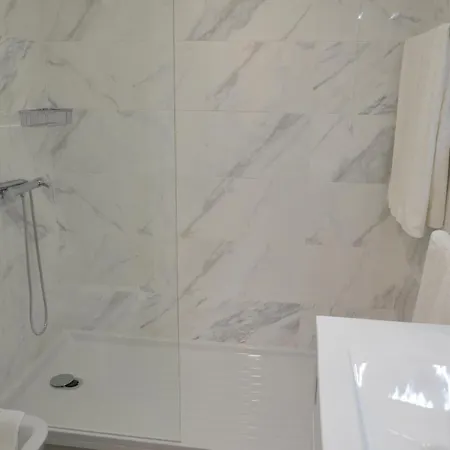 Apartamento Edificio Charles 102 *